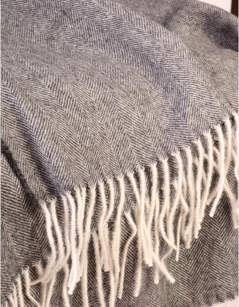 Alpaca wool herringbone patterned grey plaid